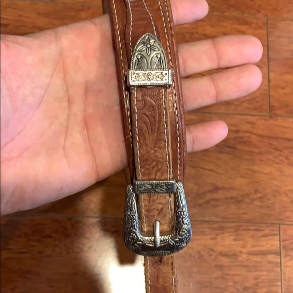 Men’s Vintage Brown Western Style Embossed Belt 30 - Picture 2 of 2